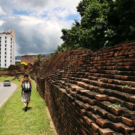Sereno Airport Hotel Chiang Mai Dış mekan fotoğraf