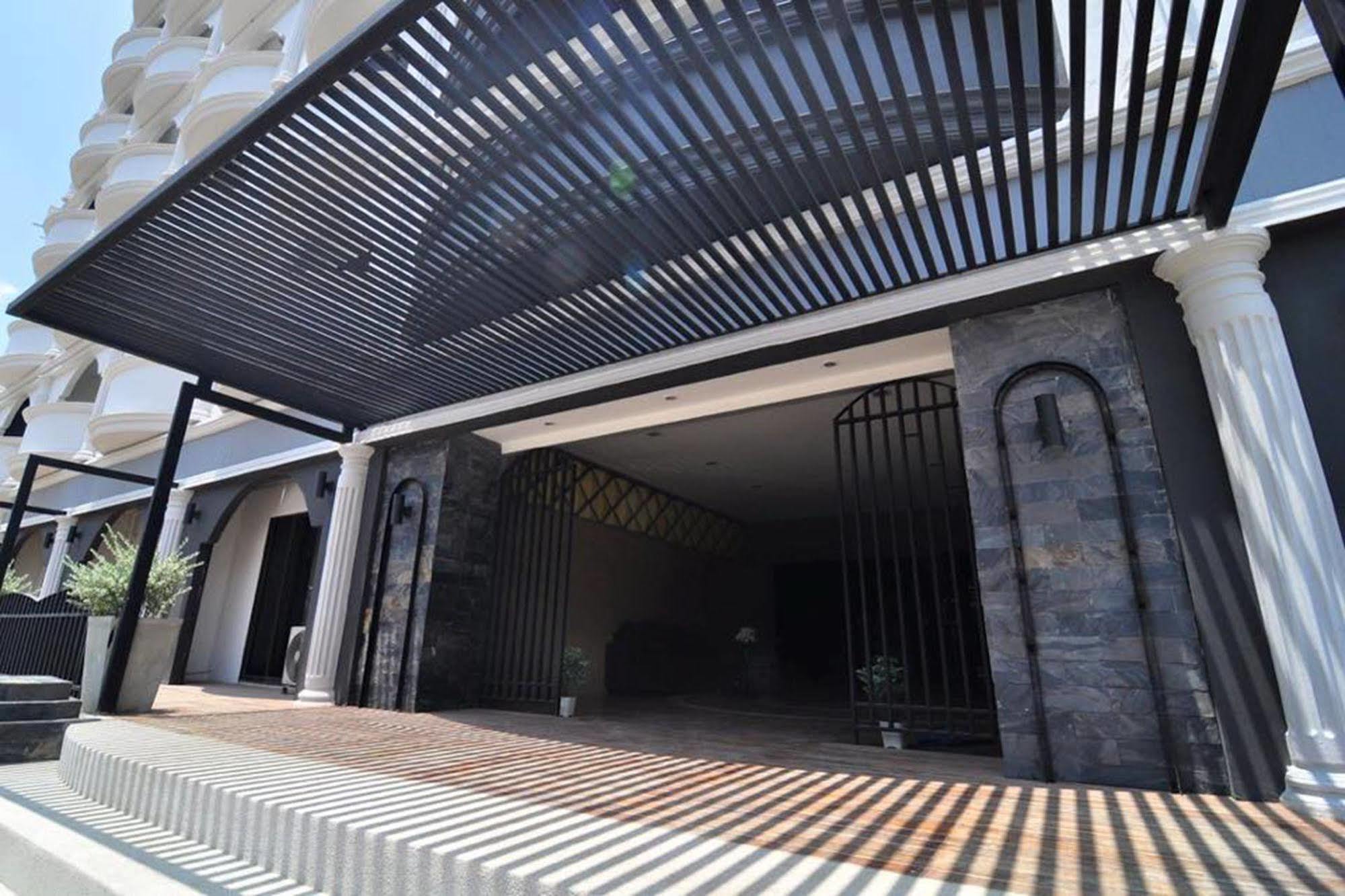 Sereno Airport Hotel Chiang Mai Dış mekan fotoğraf